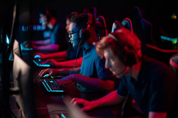 Professionals Gaming on Steam